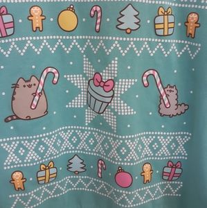 Pusheen Christmas Sweater!